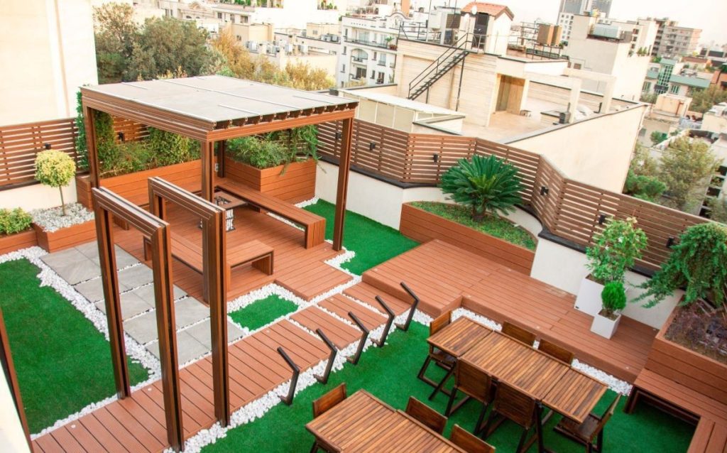 چیدمان و طراحی روف گاردن فضای بزرگ